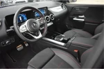 Mercedes-Benz GLA 180 AMG Line | Navigatie | Stoelverwarming | Achteruitrijcamera | Comfortstoelen | Elektr. Achterklep | Climate Control | Keyles