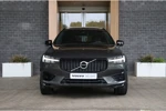 Volvo XC60 T6 AWD Recharge R-Design | Pine Grey | Stoel en Stuurwielverwarming | Parkeercamera | Schuifdak | Elektrische bestuurdersstoel g