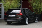 Volvo V60 2.0 T4 190pk Inscription | Adaptive Cruise met Stuurhulp | BLIS | 18" Velgen | Harman/Kardon audio | Memory Seat