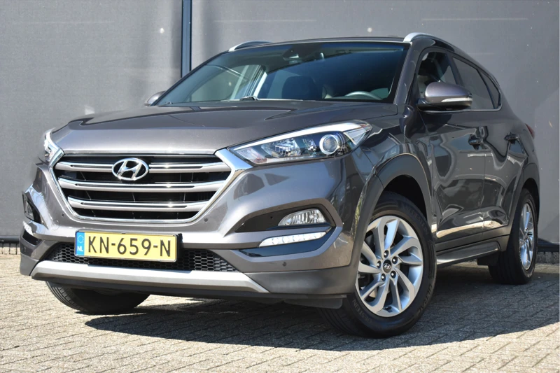 Hyundai Tucson 1.6 T-GDi Comfort 177pk | Navigatie | Trekhaak | Achteruitrijcamera | Stoelverwarming | Climate Control | Parkeersensoren | Lane