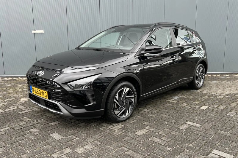 Hyundai Bayon 1.0 T-GDI 100pk MHEV Premium | Camera | Climate | Keyless | Full - Led | Navigatie | Winterpakket | 16" Lichtmetaal | Dodehoek D