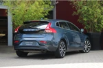 Volvo V40 2.0 T2 Nordic+ Luxury Line | Sportchassis | Harman/Kardon | Panoramadak | Camera | Keyless