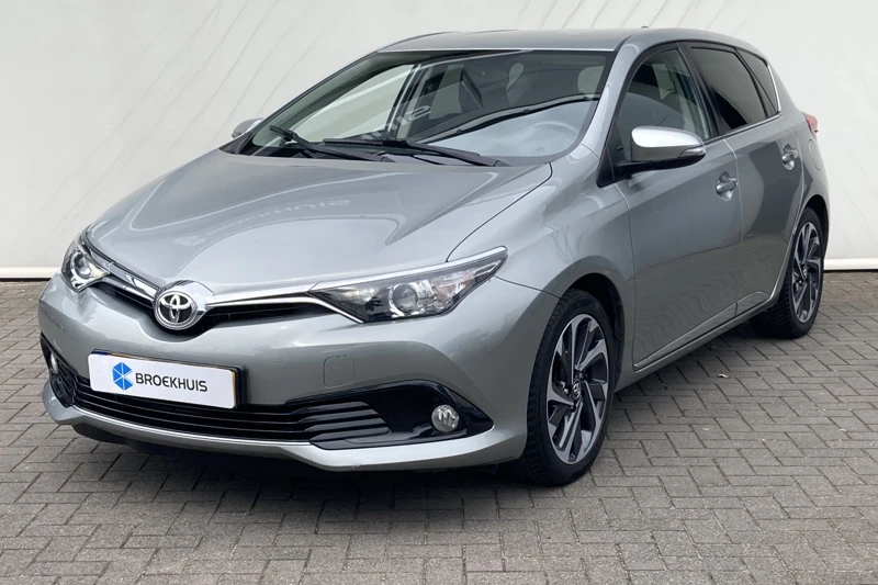 Toyota Auris 1.2T 85KW 5D CVT | Airco | Cruise control | Camera | Stoelverwarming |