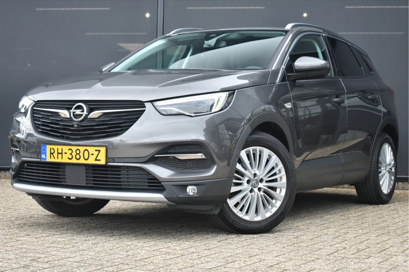 Opel Grandland X 1.2 Turbo Innovation+ 130pk | 1e Eig. | Vol-Leder | 360 Camera | Elektr. Stoelen | Elektr. Achterklep | Navigatie | Stoelkoeling