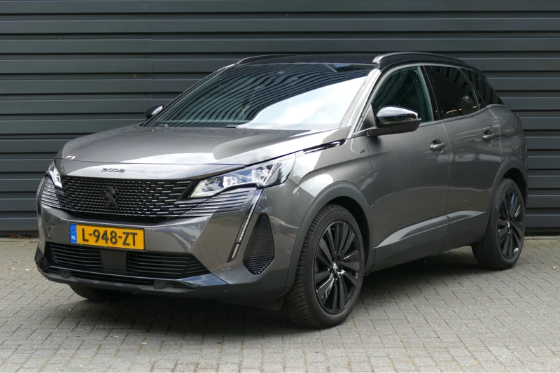 Peugeot 3008 1.6 PURETECH 180PK GT AUTOMAAT / NAVI / CLIMA / PDC / 19" LMV / CAMERA / KEYLESS / WINTERPAKKET / BLUETOOTH / CRUISENCONTROL / 1