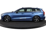 Volvo V60 T8 AWD R-Design | Semi elektrische trekhaak | Elektrisch verstelbare voorstoelen incl. geheugen |Grafisch Head-up Display | Pano