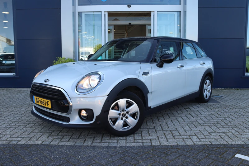 MINI Clubman 1.5 Cooper Salt Business | Navigatie | PDC Voor/achter | Bluetooth | Climate Control | Keyless Start