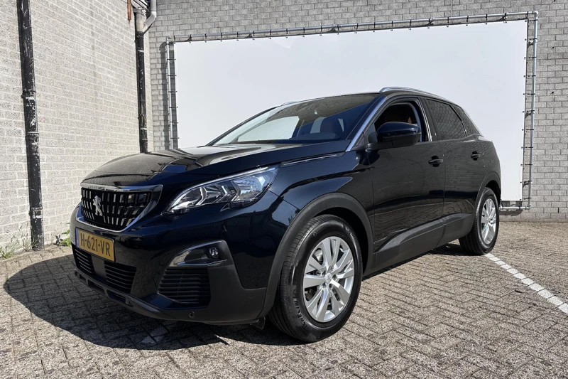 Peugeot 3008 1.2 PureTech Blue Lease Executive Avantage