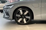 Volvo V60 2.0 T6 380PK Recharge AWD Essential Edition | Nieuw | Stoel- stuurverwarming | Achteruitrijcamera | Adaptive cruise control | Pi