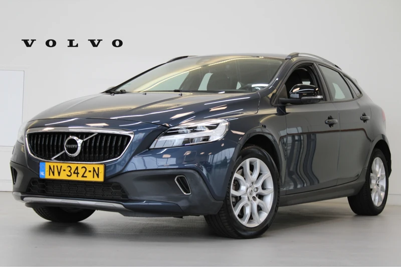 Volvo V40 Cross Country T3 152PK Nordic+ | Stoelverwarming | Parkeerverwarming | LED | Verwarmde Voorruit | Navigatie