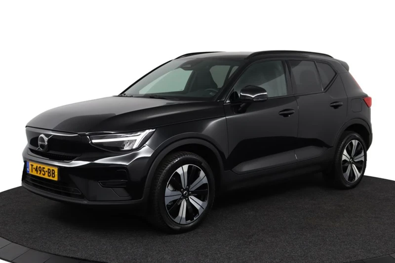 Volvo XC40 Recharge 231PK Core | Warmtepomp | Stoelverwarming | Getint Glas | All Season Banden