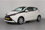 Toyota Aygo 1.0 VVT-i x-play | Multimedia-Scherm | Camera | Airco | Bluetooth | Elektrische Ramen