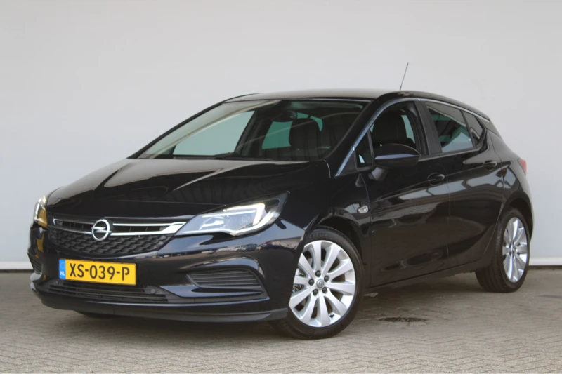 Opel Astra 1.4 Turbo 150pk | 17" Licht metalen velgen | AGR-stoel| Navi & Apple Carplay / Android Auto