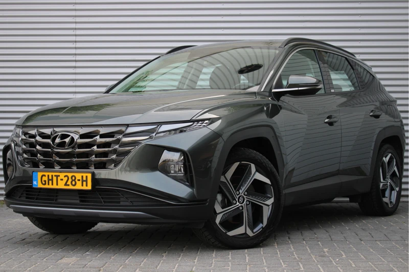 Hyundai Tucson 1.6 T-GDI PHEV Comfort 265pk 4WD | Navigatie | Stoelverwarming | Cruise Control | Achteruitrijcamera | 19" LMV | Stoelverwarming