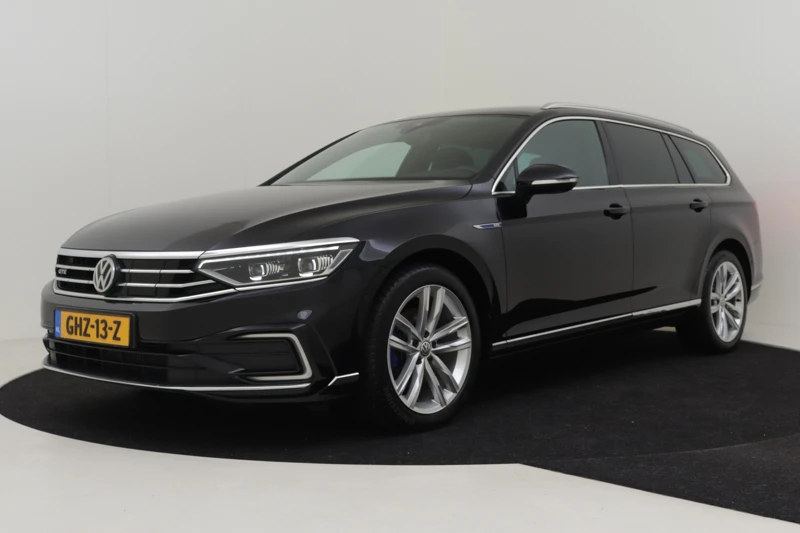 Volkswagen Passat Variant 1.4 TSI 218PK PHEV GTE Business | Matrix LED Koplampen | Digitaal Dashboard | 360 Camera | Stoelverwarming | Trekhaak |