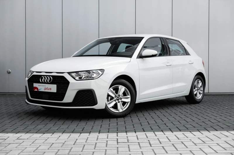 Audi A1 Sportback (A02) A1 Sportback (A02) Pro Line 25 TFSI 70 kW / 95 pk Sportback 7 versn. S-tronic