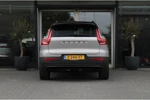 Volvo XC40 Single Motor Essential | Camera | Cruise Control | Trekhaak | 19 Inch | Zwart dak | € 2.000 Subsidie