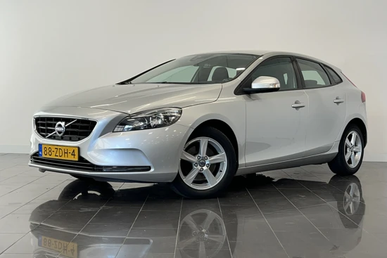 Volvo V40 T3 Kinetic | Cruise | PDC achter | Camera | Trekhaak |