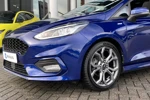 Ford Fiesta 1.0 EB 100PK ST-Line | Pano-Dak! | 100% Dealer Onderhouden! | Voorruitverwarming | Navigatie | Climate Control | 17 Inch