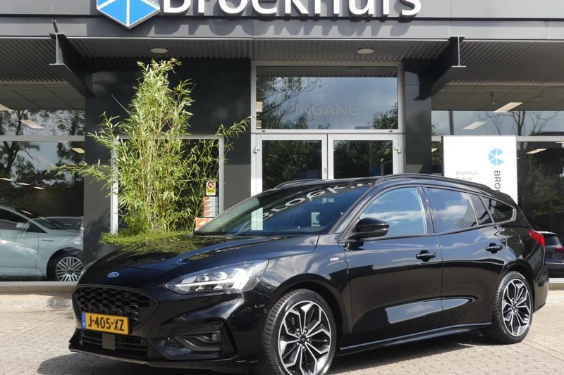 Ford Focus Wagon 1.0 EcoBoost 125PK ST-Line Business Automaat | LED-KOPLAMPEN | 18'' LMV | CAMERA | STOEL+STUUR+VOORRUITVERWARMING |