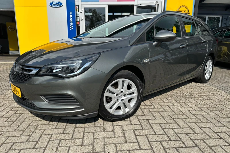 Opel Astra SPORST TOURER 1.0 TURBO 105PK EDITION+ | AGR-COMFORTSTOELEN| PARKEERSENSOREN V+A| NAVIGATIE| CRUISE CONTROL| DAB|