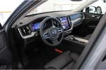 Volvo XC60 T6 350PK AWD Ultimate Dark | 360º view | Trekhaak | HUD | Panoramadak | Adapt LED