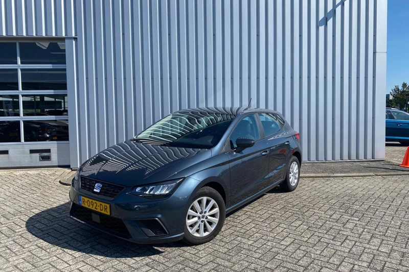 SEAT Ibiza 1.0 EcoTSI 96PK Style | Fabrieksgarantie 2026 | Apple Carplay/Android Auto | Climate Control | DAB Ontvanger | Cruise Control |