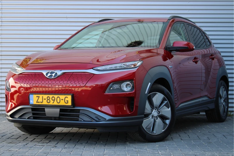 Hyundai KONA EV KONA EV PREMIUM 64KWH 481 KM WLTP | NAVIGATIE | STOELVENTILATIE | HEAD-UP DISPLAY |