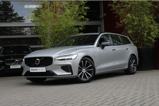 Volvo V60 T6 Recharge AWD Plus Dark | Trekhaak | 360 Camera | Schuifdak | Adaptive Cruise | Stuur/stoelverwarming