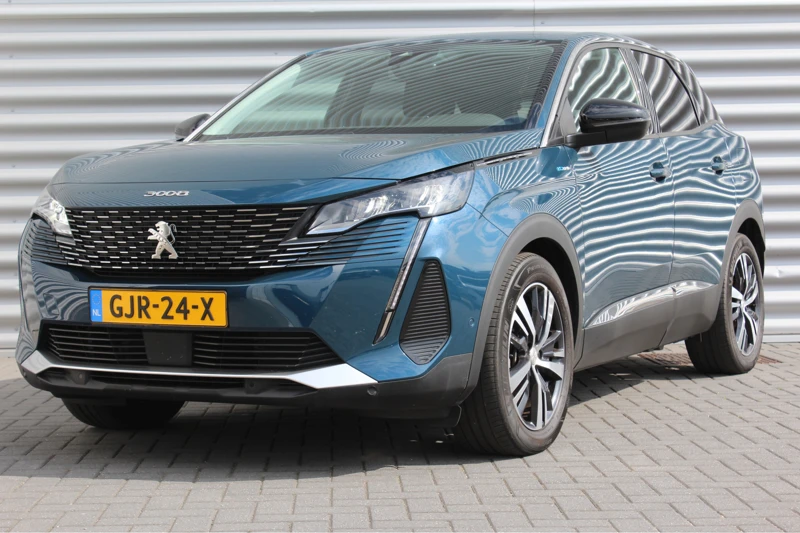 Peugeot 3008 1.6 HYBRID 225PK ALLURE PACK BUSINESS AUTOMAAT / NAVI / LEDER / CLIMA / LED / PDC / 18" LMV / CAMERA / KEYLESS / BLUETOOTH / CRU