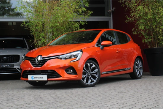 Renault Clio 1.0 TCe Intens | Camera | Keyless | Navigatie | Draadloze telefoonlader | 17" Velgen