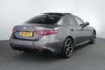 Alfa Romeo Giulia 2.0 T AWD Veloce | Automaat | Camera | Pano | 280pk | Carplay | 19 Inch | Harman&Kardon |