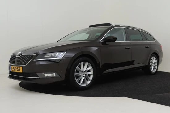 Škoda Superb Combi 1.8 TSI 180pk Style Business | Airco | Cruise control | DAB-radio | Ledverlichting | Navigatie | Parkeersensoren v+a | Ele