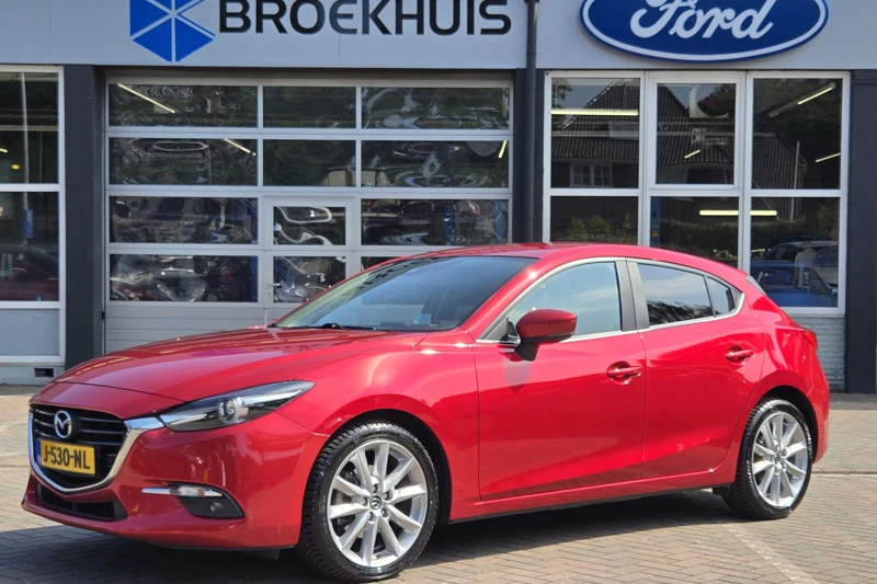 Mazda 3 2.0 SkyActiv-G 120 GT-M AUTOMAAT | STOELVERWARMING | 1E EIGENAAR | DEALER OH! | CRUISE CTRL | DODE HOEK DETECTIE