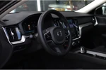 Volvo V60 2.0 B3 Plus Dark | Harman/Kardon| Panoramdak | 360° Camera | Adaptive Cruise | Lighting-pack | BLIS | Trekhaak