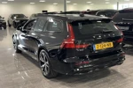 Volvo V60 B4 Plus Dark | Trekhaak | Adaptieve Cruise Control | Stoelverwarming voor+achter | Stuurwielverwarming | Parkeercamera | Pilot A