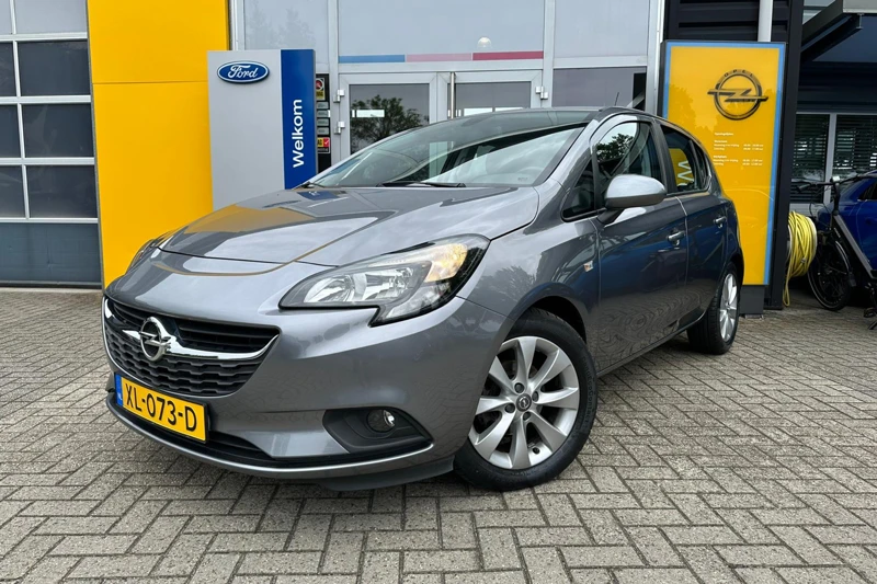 Opel Corsa 1.4 90PK Favourite+ | NAVIGATIE| CRUISE CONTROL| AIRCO| DAB| LICHT- EN REGENSENSOR| APPLE CARPLAY/ANDROID AUTO|