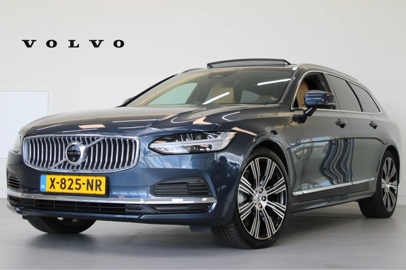 Volvo V90 T6 350PK AWD Ultimate Bright | Massage | B&W Audio | Luchtvering | Trekhaak | Nappa | 360º view