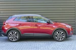 Opel Grandland X 1.2 TURBO 130PK ULTIMATE AUTOMAAT / NAVI / LEDER / CLIMA / CAMERA V+A / 18"LMV / ELEKTR.ACHTERKLEP / FULL-LED / KEYLESS / WINTER