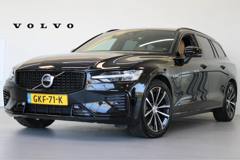 Volvo V60 T6 350PK AWD Plus Dark | Nappa | Gelamineerd Glas | Stoelventilatie | Trekhaak | Adapt Led