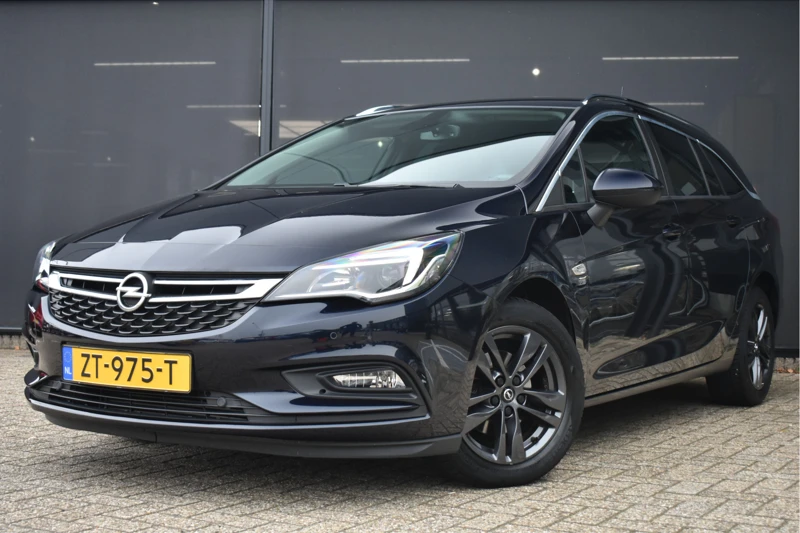 Opel Astra Sports Tourer 1.0 Turbo 120 Jaar Edition+ | Stuur/Stoelverwarming | Navigatie | Climate Control | Parkeersensoren | Apple Carpla