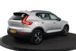 Volvo XC40 B4 Plus Dark | Visual Park Assist (incl. 360˚ view) | Adaptieve cruise control incl. BLIS | Elektrisch verstelbare stoelen incl.