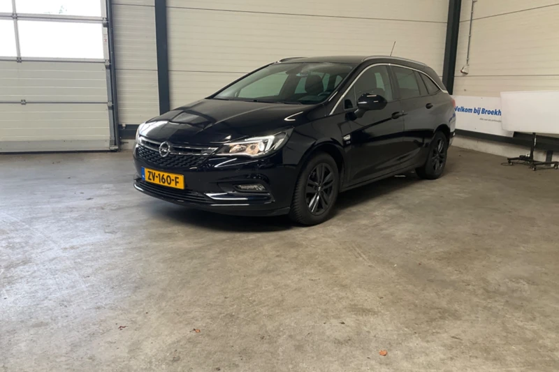 Opel Astra Sports Tourer 1.0 Turbo 120 Jaar Edition+ | Navigatie | Achteruitrijcamera | Climate Control | Parkeersensoren | Apple Carplay |