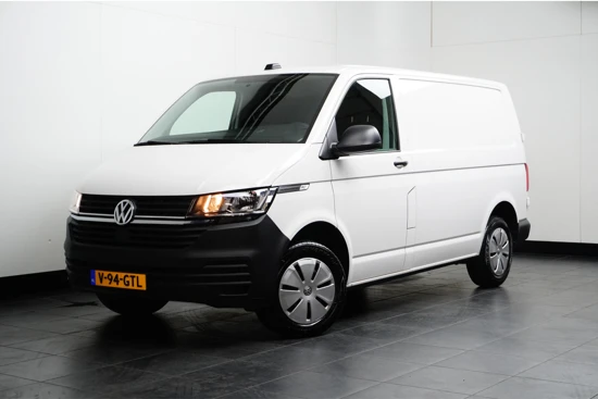 Volkswagen Transporter 2.0 TDI L1H1 110PK Comfortline | NAVI BY APP | TREKHAAK | AIRCO | ALCANTARA