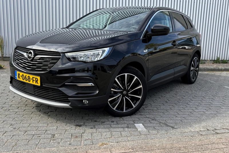 Opel Grandland X 1.6 Turbo Hybrid Innovation