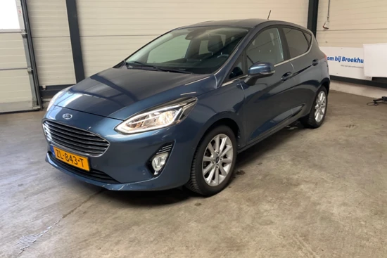 Ford Fiesta 1.0 EcoBoost Titanium | 1e Eigenaar! | Dealer Onderhouden! | Camera | Navi | Clima | Voorruitverwarming | Keyless | Half Leder |