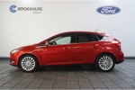 Ford Focus 1.0 Titanium Edition | Orig. NL | Navi | Clima | Cruise | Parkeersensoren Voor + Achter | Trekhaak | Voorruitverwarming |