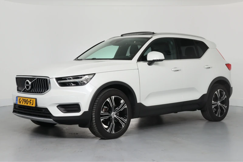 Volvo XC40 2.0 T4 Inscription | 1e Eigenaar! | Dealer Onderhouden! | Trekhaak | Open Dak | Leder | Harman/Kardon | Clima | Navi | Stoelverw