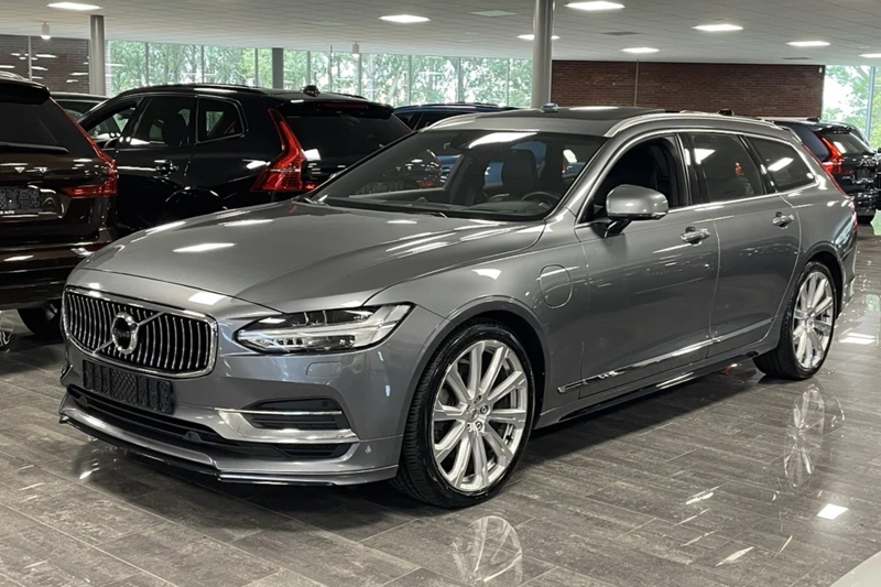 Volvo V90 T8 AWD Recharge Inscription | Bowers & Wilkins | Luchtvering | Stoelventilatie | Head-Up Display | Schuifdak | Stoelmassage | St