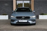 Volvo V60 B4 Core | Adaptieve Cruise Control | Pilot Assist | Stoelverwarming voor+achter | Stuurwielverwarming | Parkeercamera | Parkeers